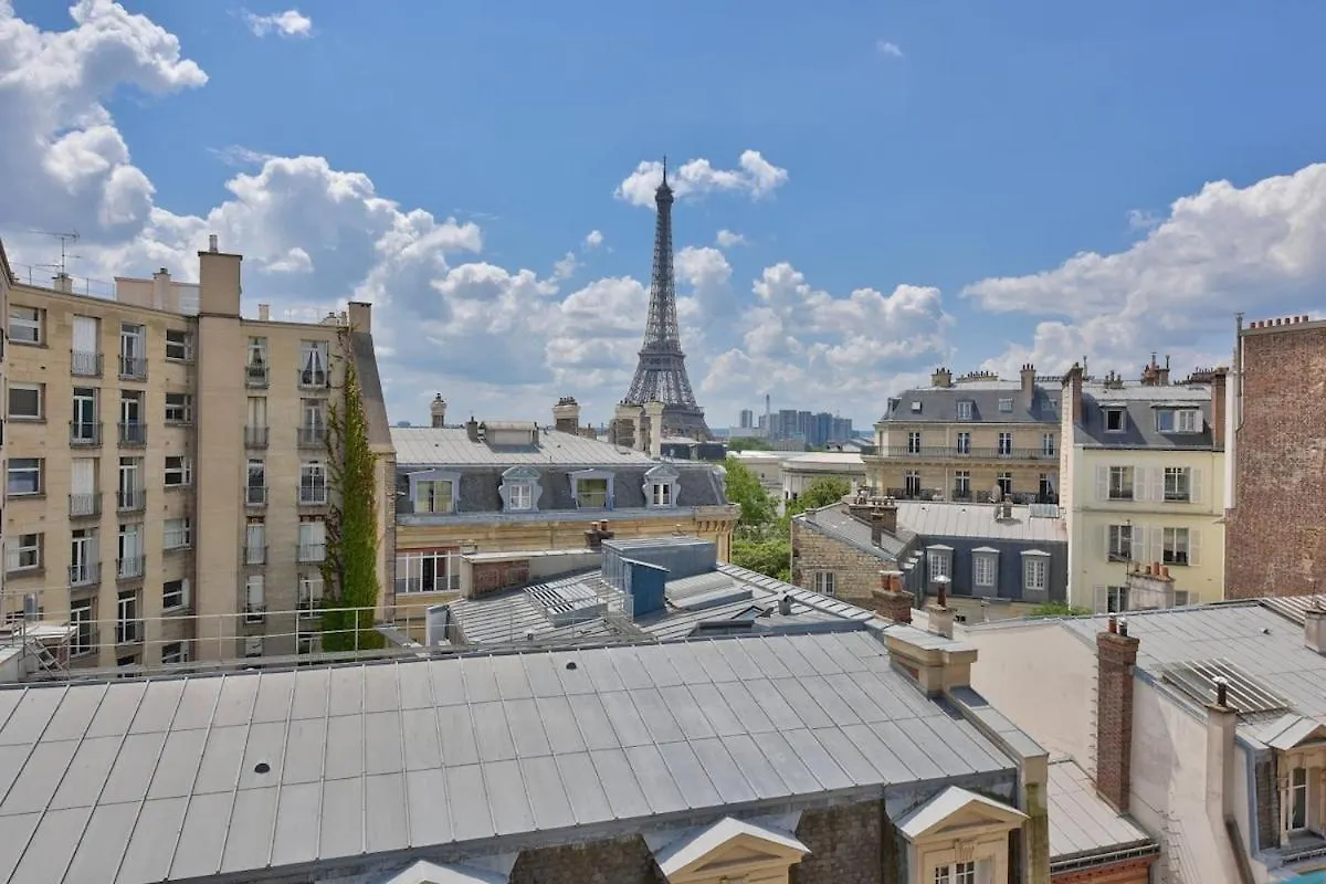 Studio With A Panoramic View Of The Eiffel Tower Paris 0*,  France